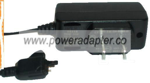 SONY ERICSSON CST-18 AC ADAPTER 5VDC 350MA CELLPHONE CHARGER SONY ERICSSON CST-18 AC ADAPTER 5VDC 350MA CELLPHONE CHARGER
