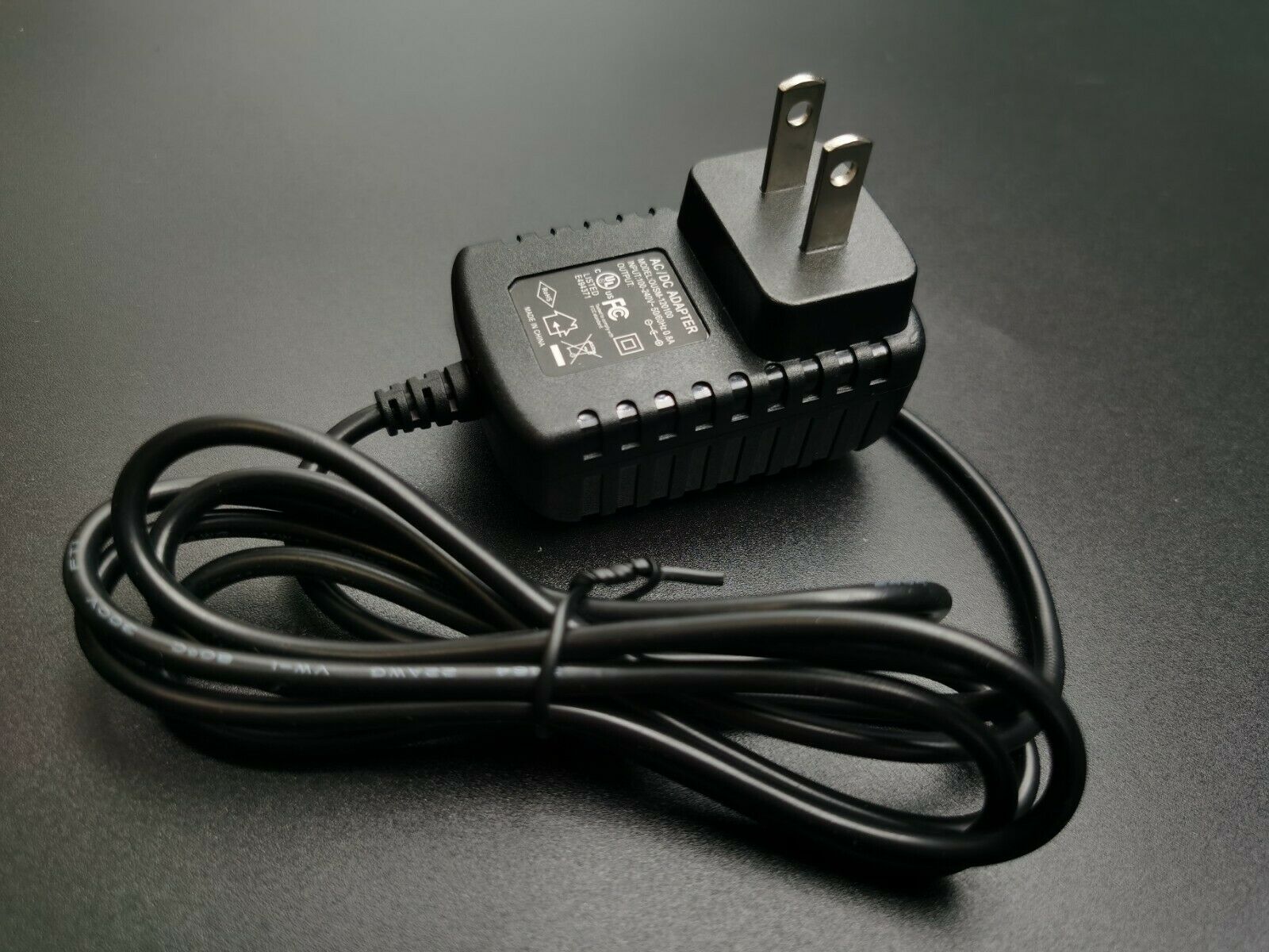AC/DC Adapter For Surefire R1 UNR-A-BK Lawman Rechargeable LED Flashlight Power Specification: 100% Brand New AC Adapt AC/DC Adapter For Surefire R1 UNR-A-BK Lawman Rechargeable LED Flashlight Power Specification: 100% Brand New AC Adapt