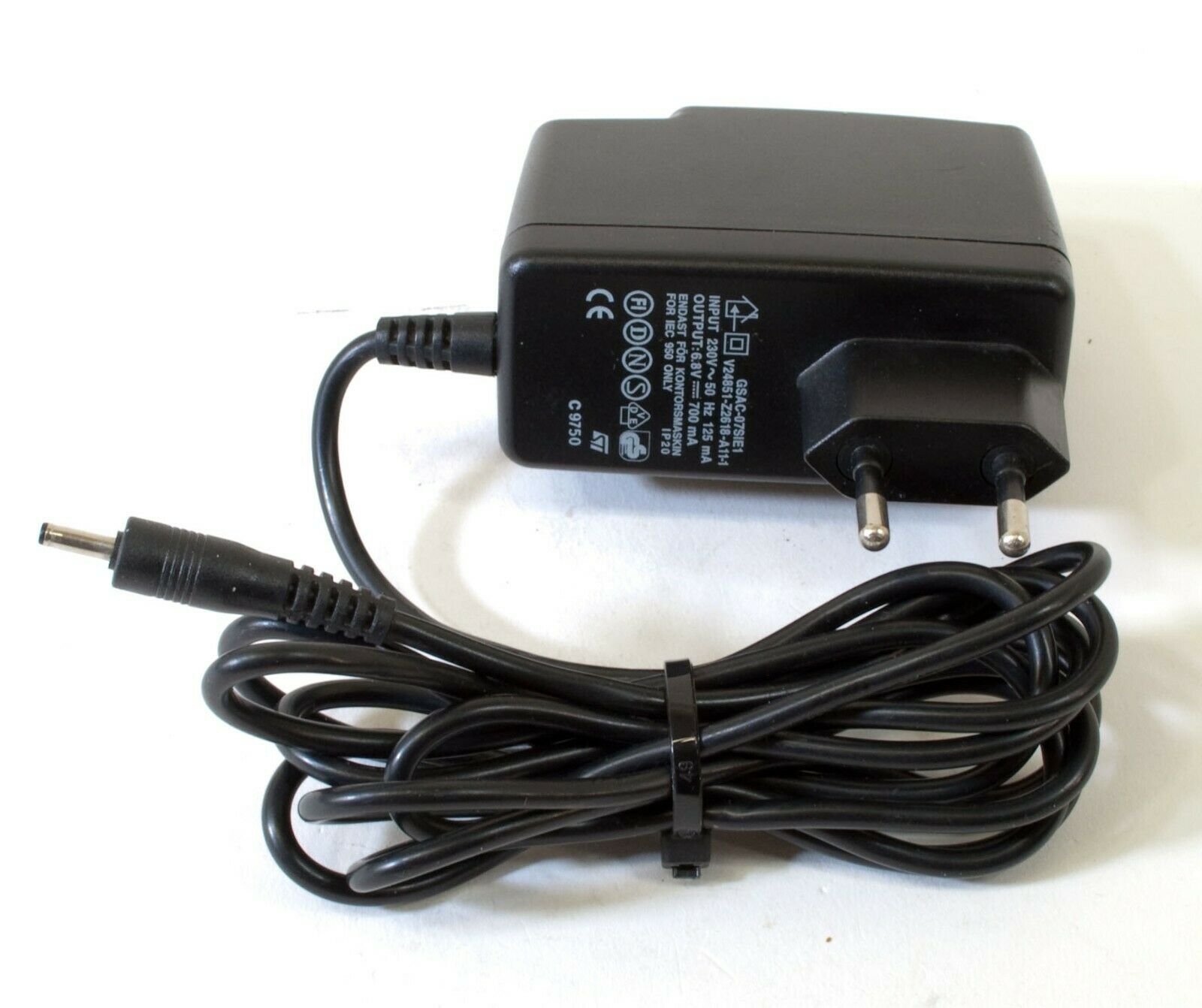 GS GSAC-07SIE1 AC Adapter 6.8V 700mA Original Charger Power Supply Europlug Output Current: 700 mA MPN: GSAC-07SIE GS GSAC-07SIE1 AC Adapter 6.8V 700mA Original Charger Power Supply Europlug Output Current: 700 mA MPN: GSAC-07SIE