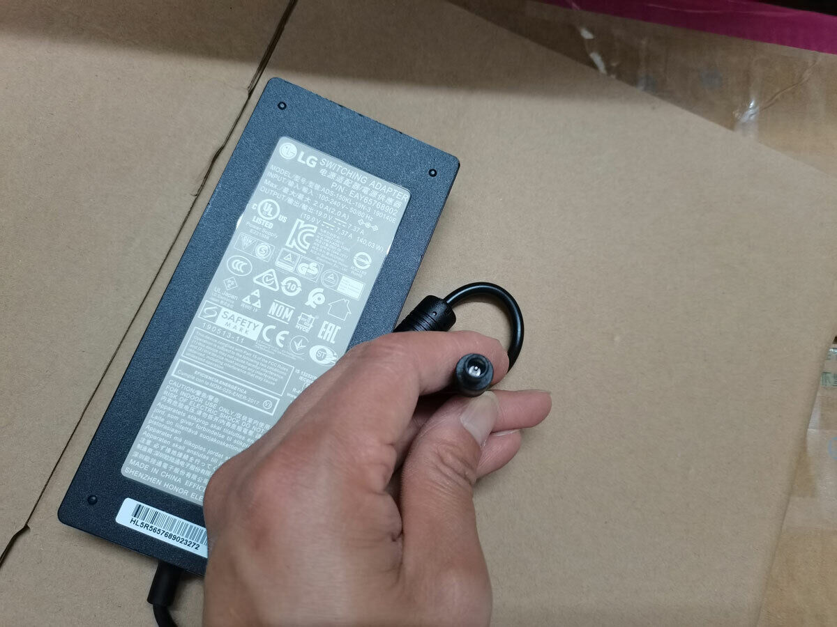 NEW Original 140W 19V 7.37A ADS-150KL-19N-3 190140E for LG 27BL85U-W LED Monitor Compatible Brand: For LG Brand: LG NEW Original 140W 19V 7.37A ADS-150KL-19N-3 190140E for LG 27BL85U-W LED Monitor Compatible Brand: For LG Brand: LG